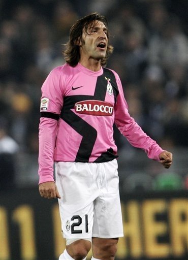 记者：申花携六外援出战广岛三箭，李可因伤未随队前往（记者：申花带六外援做客广岛三箭，李可伤缺未随队出征）