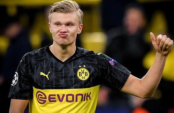 阿莫林：B费采访前有和俱乐部沟通，球队离英超冠军不会太远（阿莫林：B费采访前已与俱乐部沟通，球队距离英超冠军并不遥远）