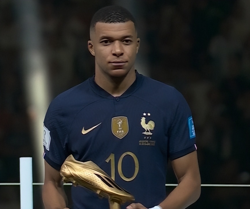 米兰14轮意甲被判5点球，与乌迪内斯并列最多（意甲前14轮米兰获判5次点球，与乌迪内斯并列第一）